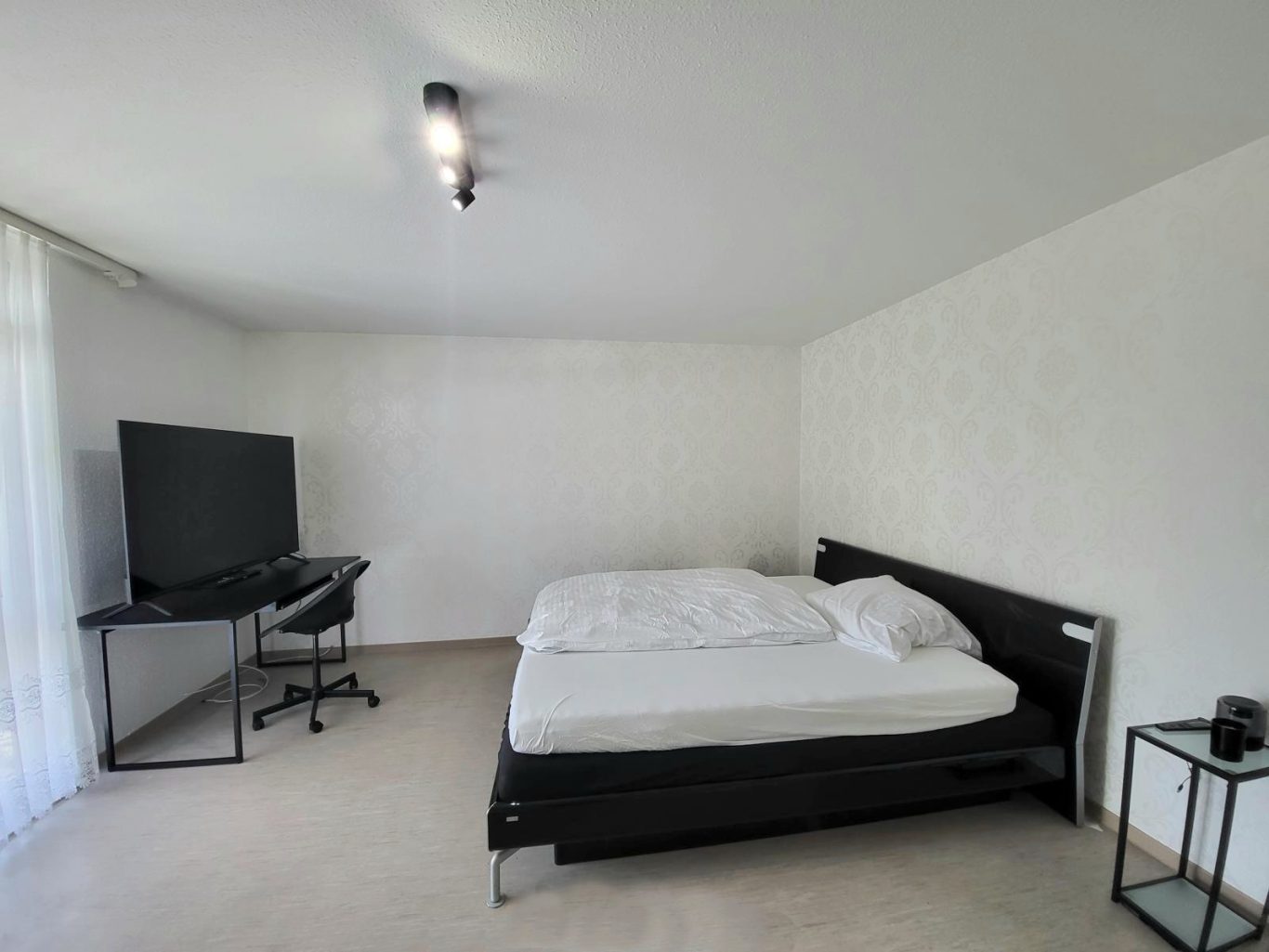 ZIMMER 1 - MÖBLIERTE WOHNUNG MIETEN OSCHERSLEBEN (BODE) - MAGDEBURGER BÖRDE